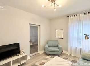 353 Arlington Ave, Ottawa, ON K1R 6Z2