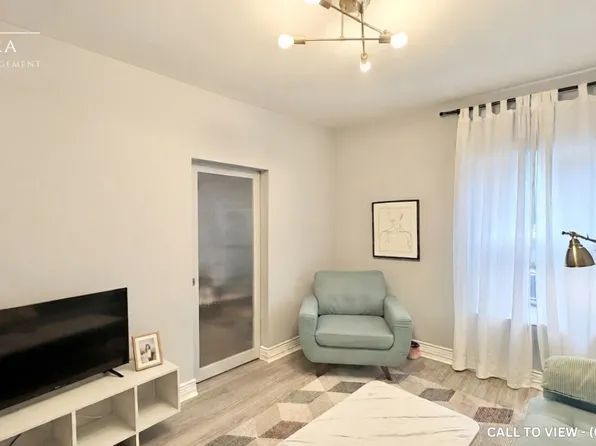 353 Arlington Ave, Ottawa, ON K1R 6Z2