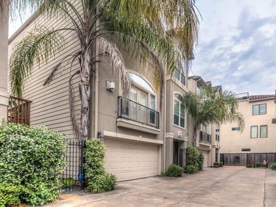 128 Detering St APT C, Houston, TX, 77007