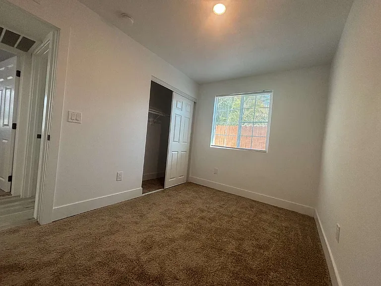 724 N 9th St #3 — Photo 10