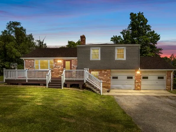 408 Circle Dr, Ellwood City, PA 16117