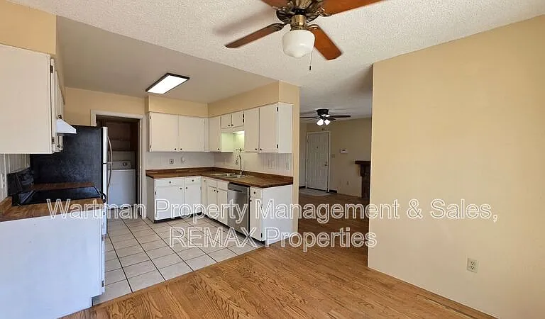 2732 Hearthwood Ln — Photo 9