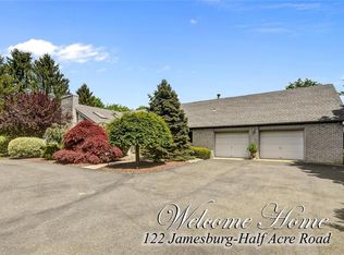 122 Half Acre Rd, Monroe Township, NJ 08831