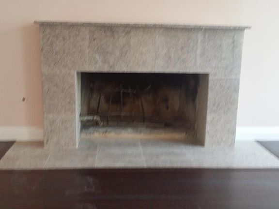 2nd image of 1627 N Barranca Ave