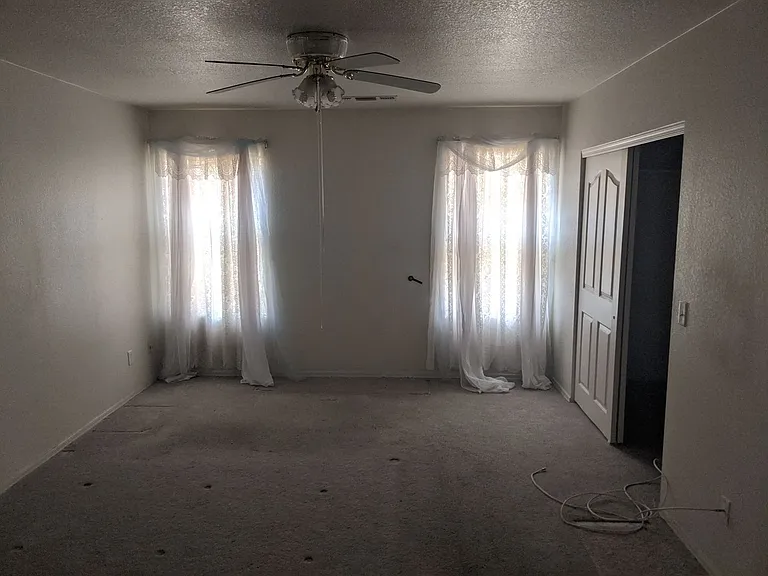 6292 S Avenue De La Chandelle — Photo 7
