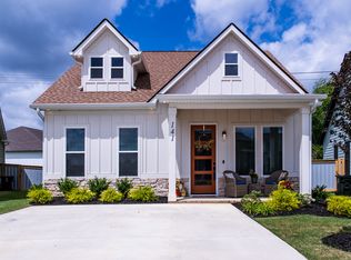 141 Idle Place Cir, Rossville, GA 30741