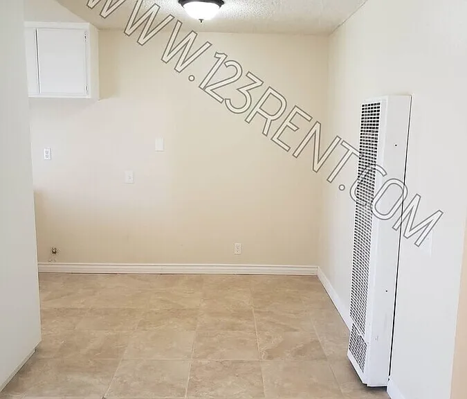 38557 10th Pl E #1 — Photo 3