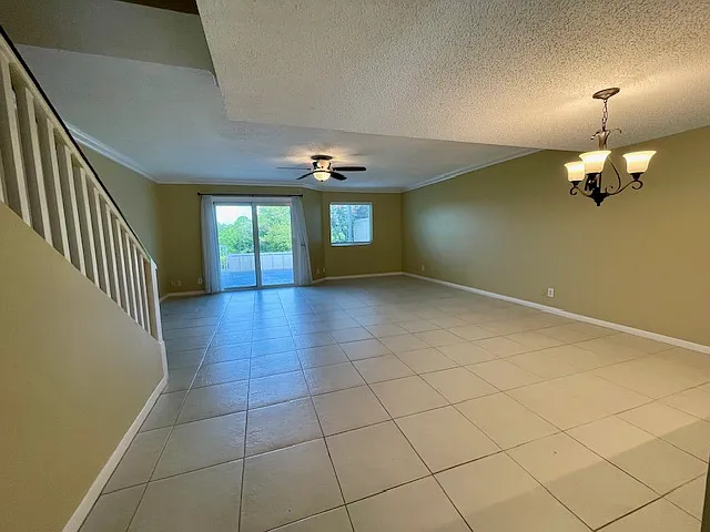 dining room/living room
