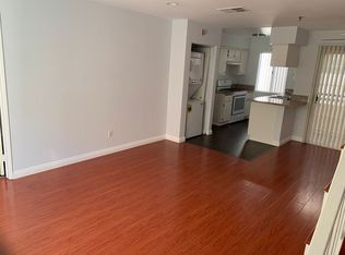 257 E Valencia Ave #102, Burbank, CA 91502