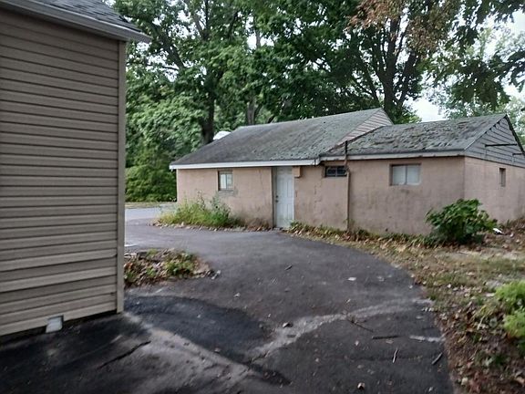2 bay car garage