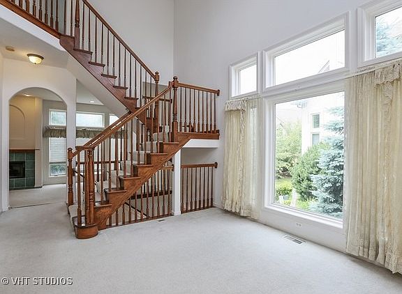 2nd image of 766 N Franklin Ave