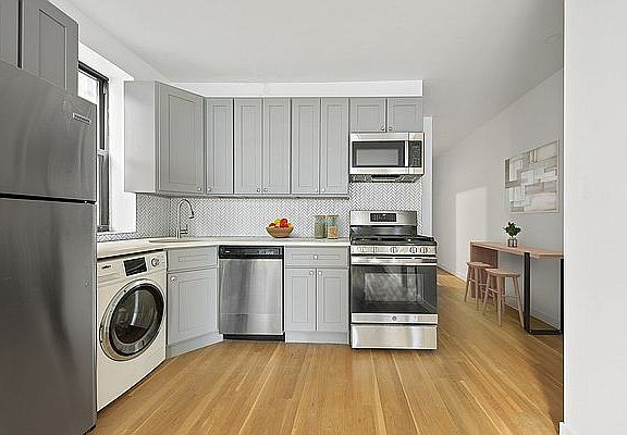 3rd image of 505 12th St APT 2B