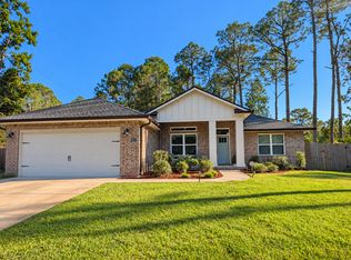9079 E River Dr, Navarre, FL 32566