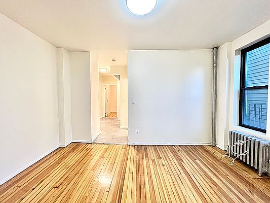 1st image of 243 13th St APT 8