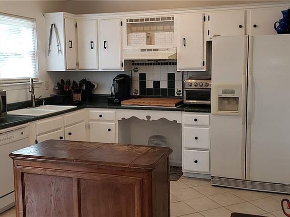 5th image of 912 Glenridge Ct