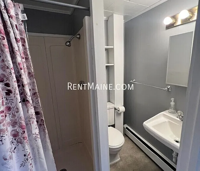 61-63 Pearl St #4 — Photo 6