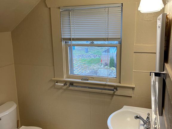 5th image of 4-615 E 32nd St #4