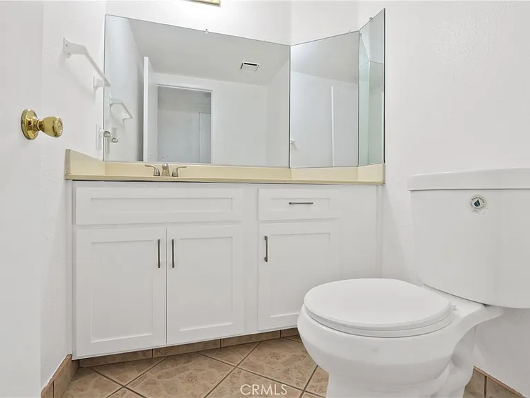 5965 Stafford Ave — Photo 9