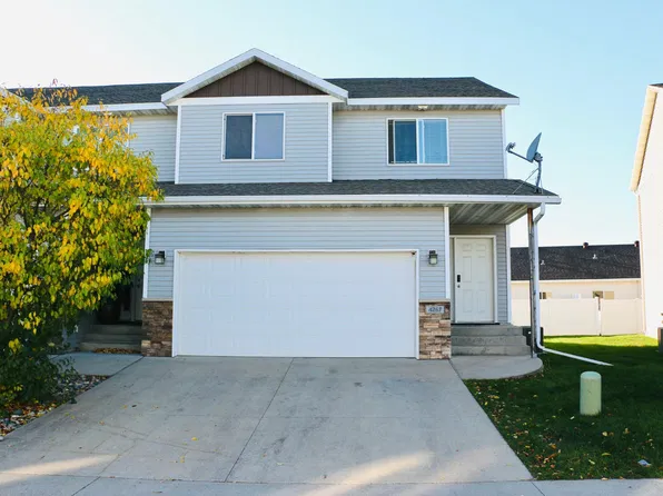 4267 51st St S, Fargo, ND 58104