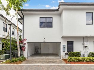 8004 NW 46th Ter, Doral, FL 33166