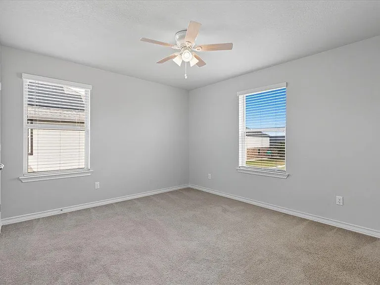 3801 Soft Shore Ln — Photo 11