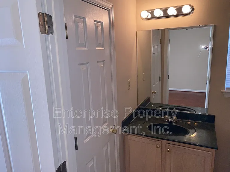 3794 Walden Meadow Dr — Photo 22