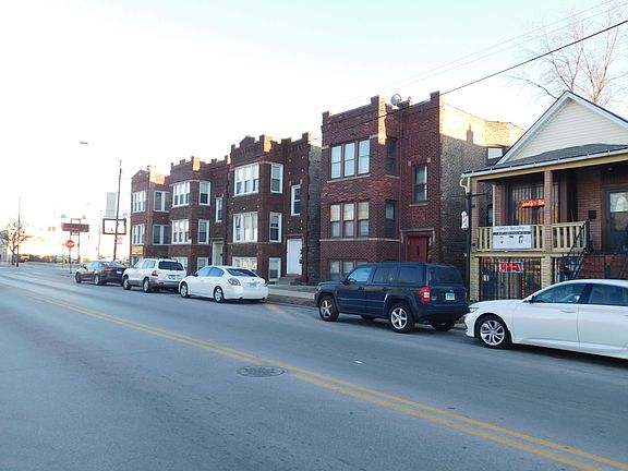 3rd image of 3551 E 106th St #2