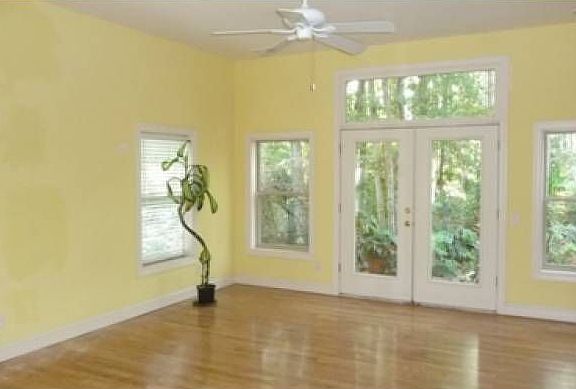 4th image of 8 Sagebush Ln #A