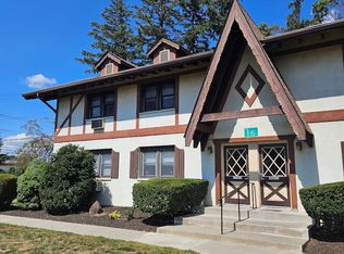 16 Normandy Vlg UNIT 1, Nanuet, NY 10954