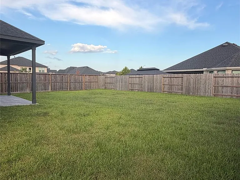 25302 Rothesay Ln — Photo 25