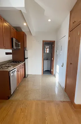 Rented by Douglas Elliman | media 17