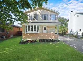 10850 S Ridgeland Ave, Worth, IL 60482