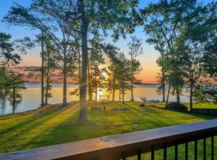 248 Lakeview Dr, Huntington, TX 75949