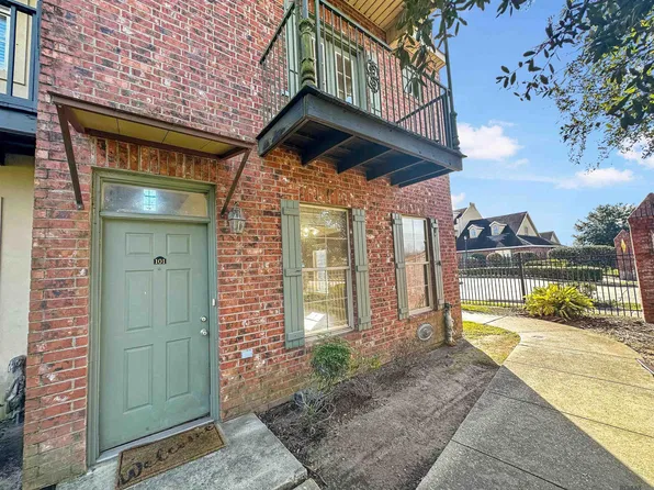 10600 Lakes Blvd APT 101, Baton Rouge, LA 70810