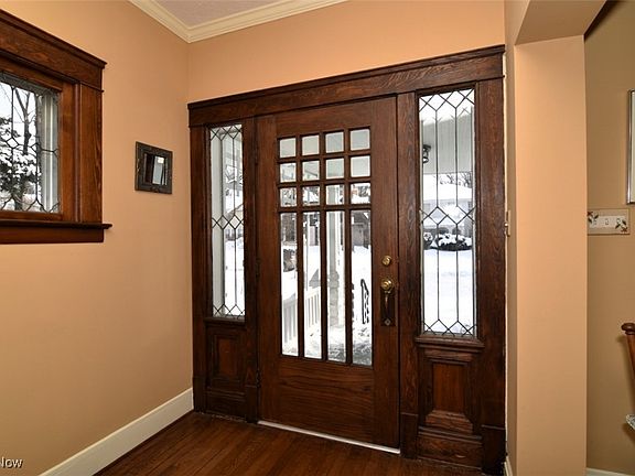 3rd image of 1514 Rydalmount Rd