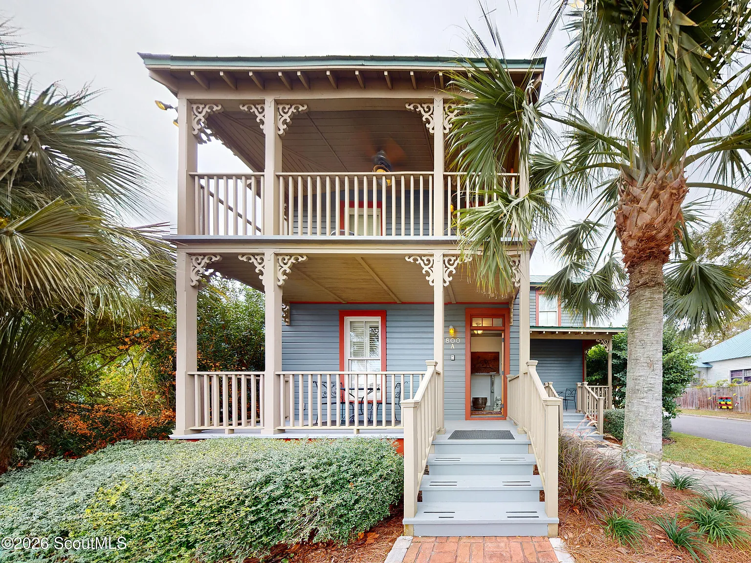 2 bed, 1.0 bath, 839 sqft, $2,375 — Photo 2