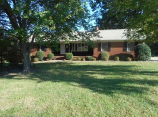 7840 Clinard Farms Rd, High Point, NC 27265