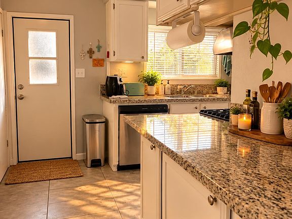 5th image of 415 N Akers St Space 34