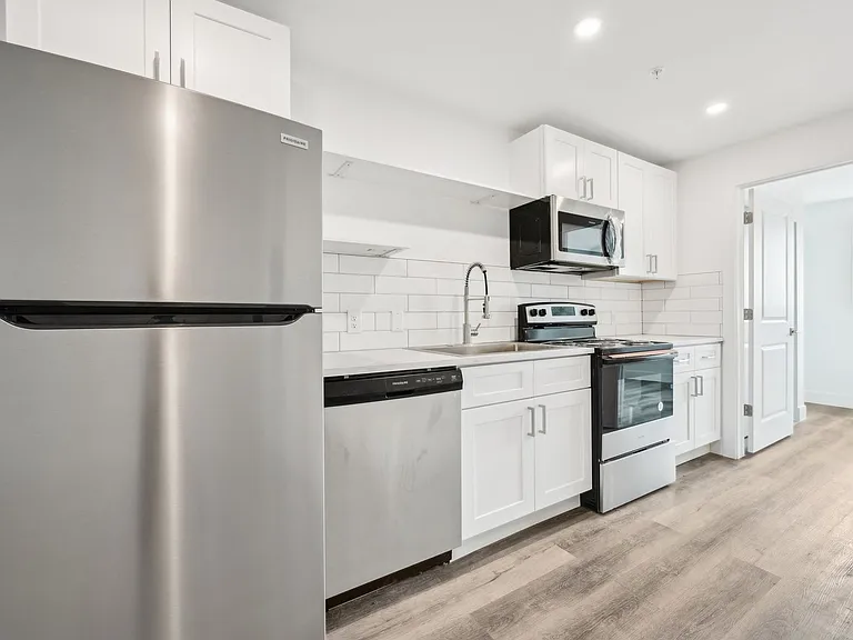 11800 E Colfax — Photo 31