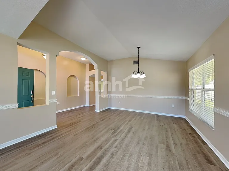 30450 Wrencrest Dr — Photo 9