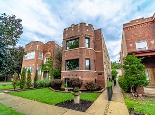 1940 Elmwood Ave, Berwyn, IL 60402