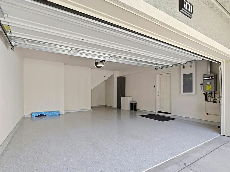 702 Elderberry Dr — Photo 17