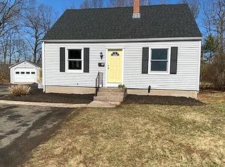 43 Quaker Ln, Southington, CT 06489