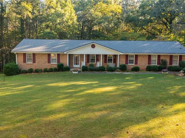 14265 Cogburn Rd, Milton, GA 30004