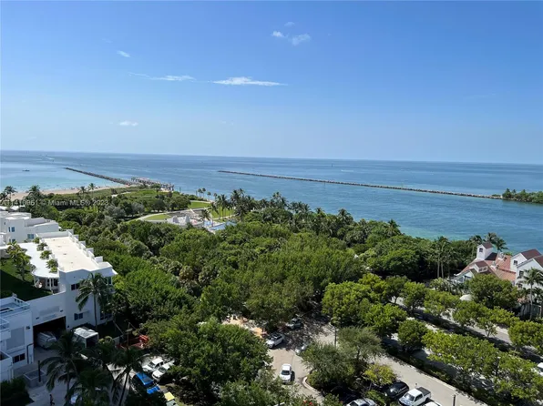 400 S Pointe Dr APT 1404, Miami Beach, FL 33139