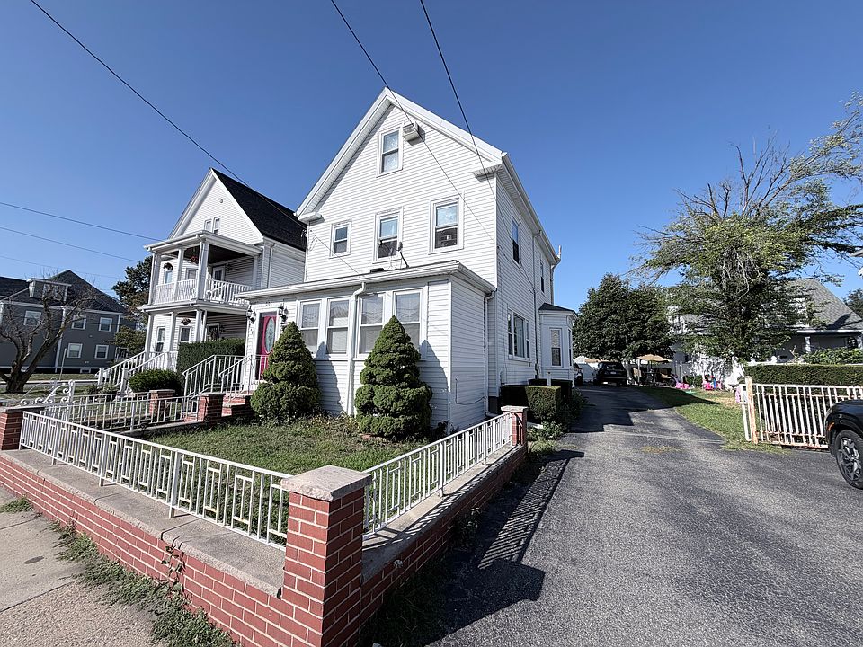 1st image of 244 Riverside Ave #1