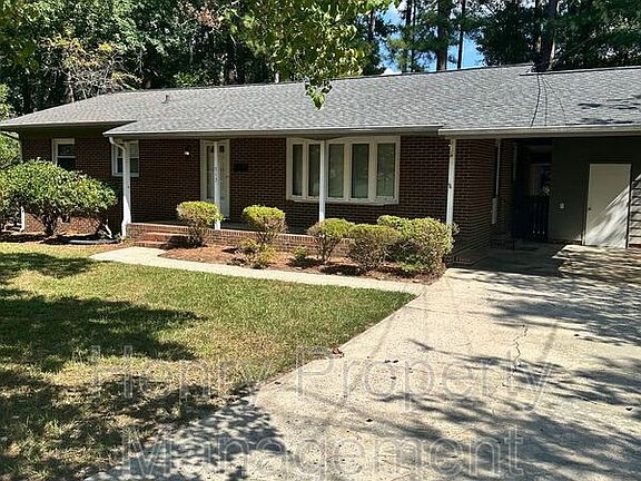 2nd image of 713 Spring St
