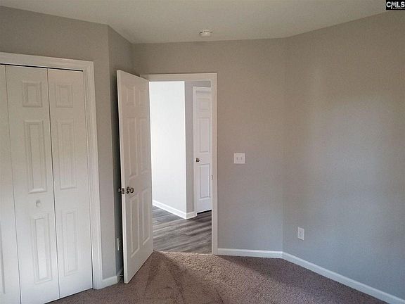 3rd image of 152 Sweetoak Dr