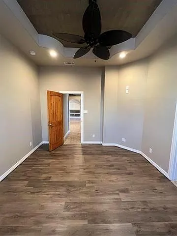 6030 Queens Ct — Photo 20