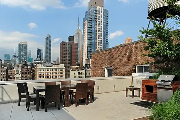 Rented by Compass | media 35